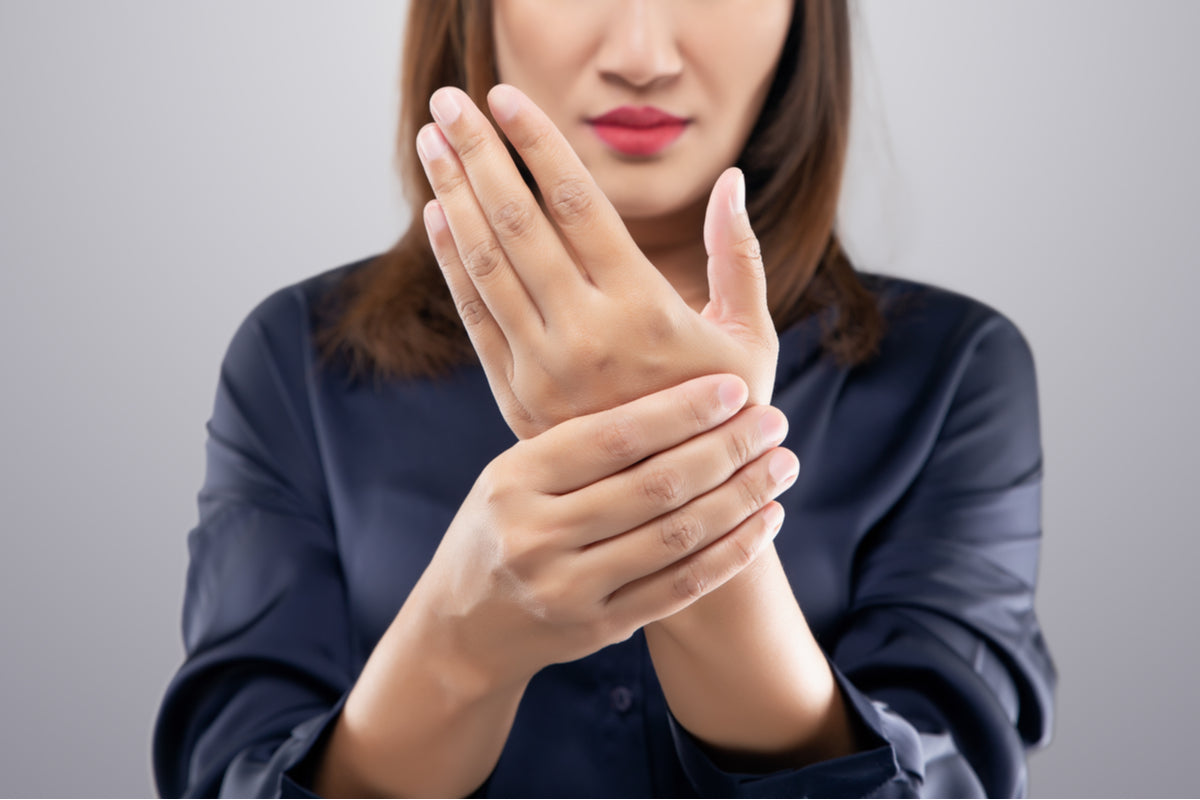 Conseils pour atténuer la douleur de l&rsquo;arthrite dans vos doigts

        Vous aimerez peut-être aussi