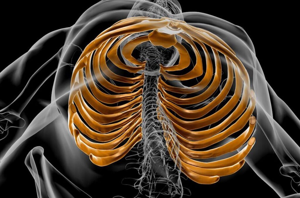Gril costal et cancer : comprendre le lien entre les douleurs thoraciques et les risques oncologiques
