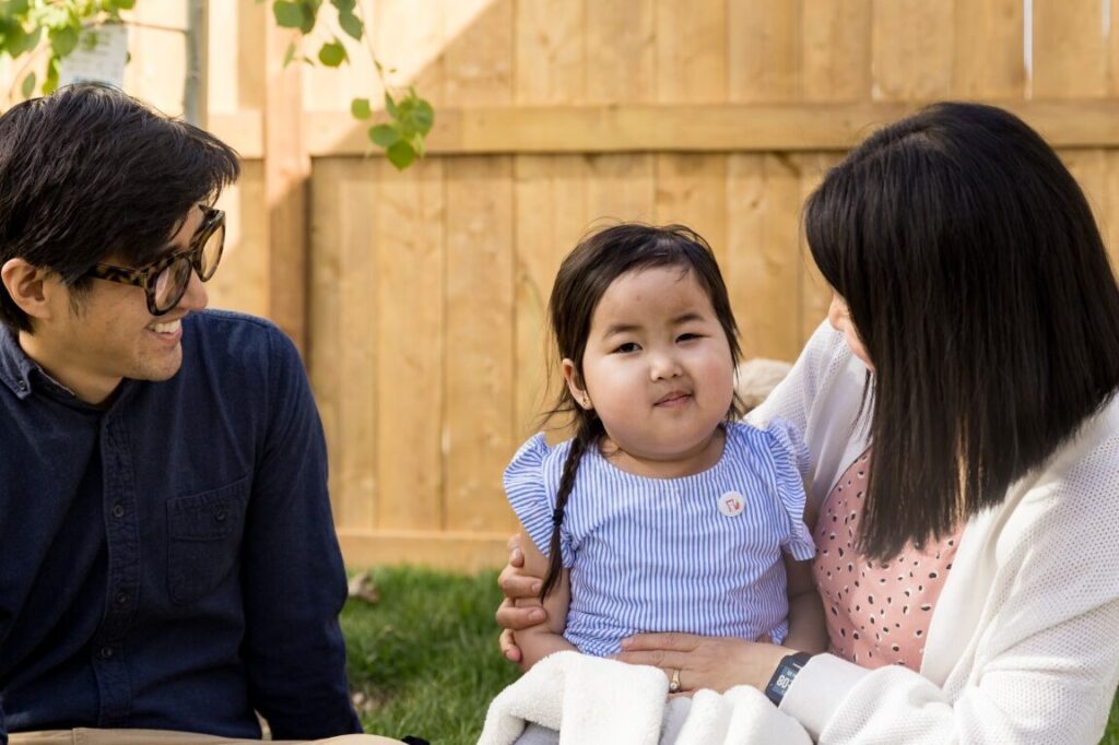 Quel est le taux de survie face à l’épendymome chez les enfants et les adultes ?