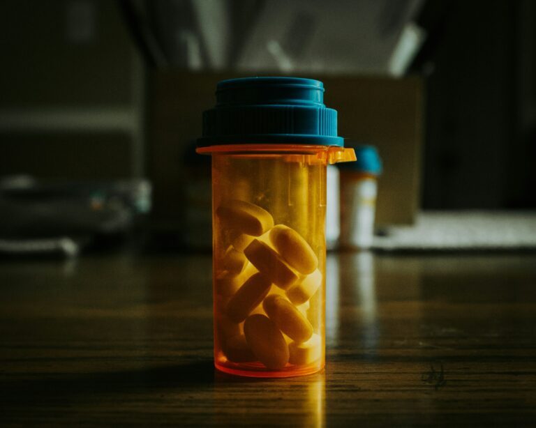 découvrez tout ce qu'il faut savoir sur les prescriptions médicales : définition, utilité et réglementation.