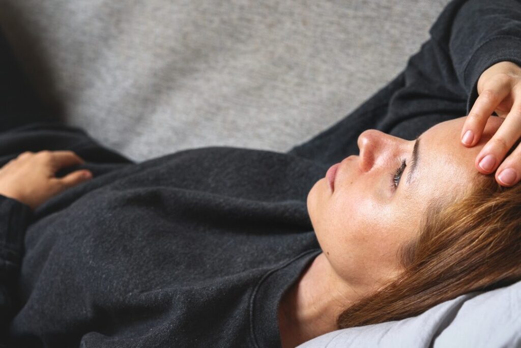 Vivre avec le syndrome post-commotionnel: stratégies et traitements pour un meilleur quotidien