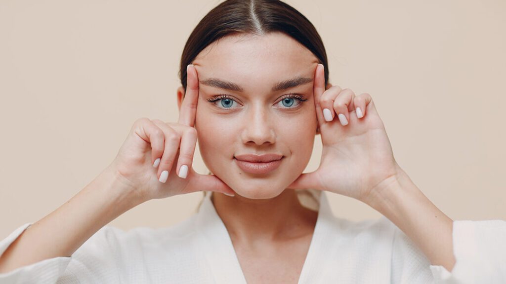 Comment soulager la tension musculaire du visage avec des exercices simples ?