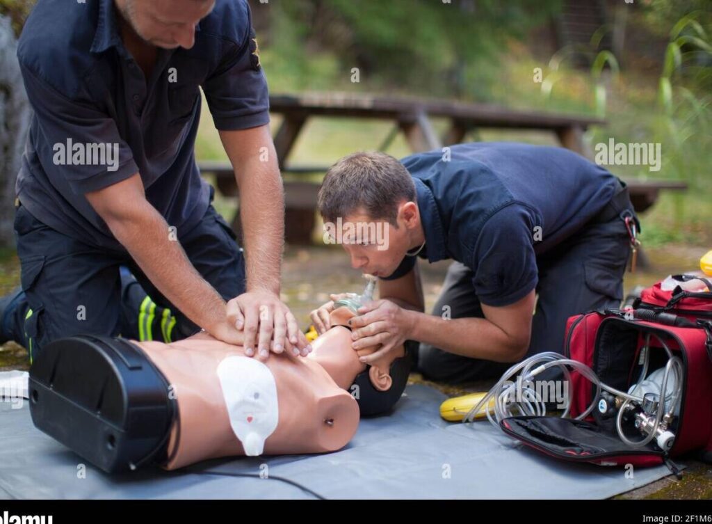 Comment les pompiers effectuent-ils la RCP en situation d&rsquo;urgence ?